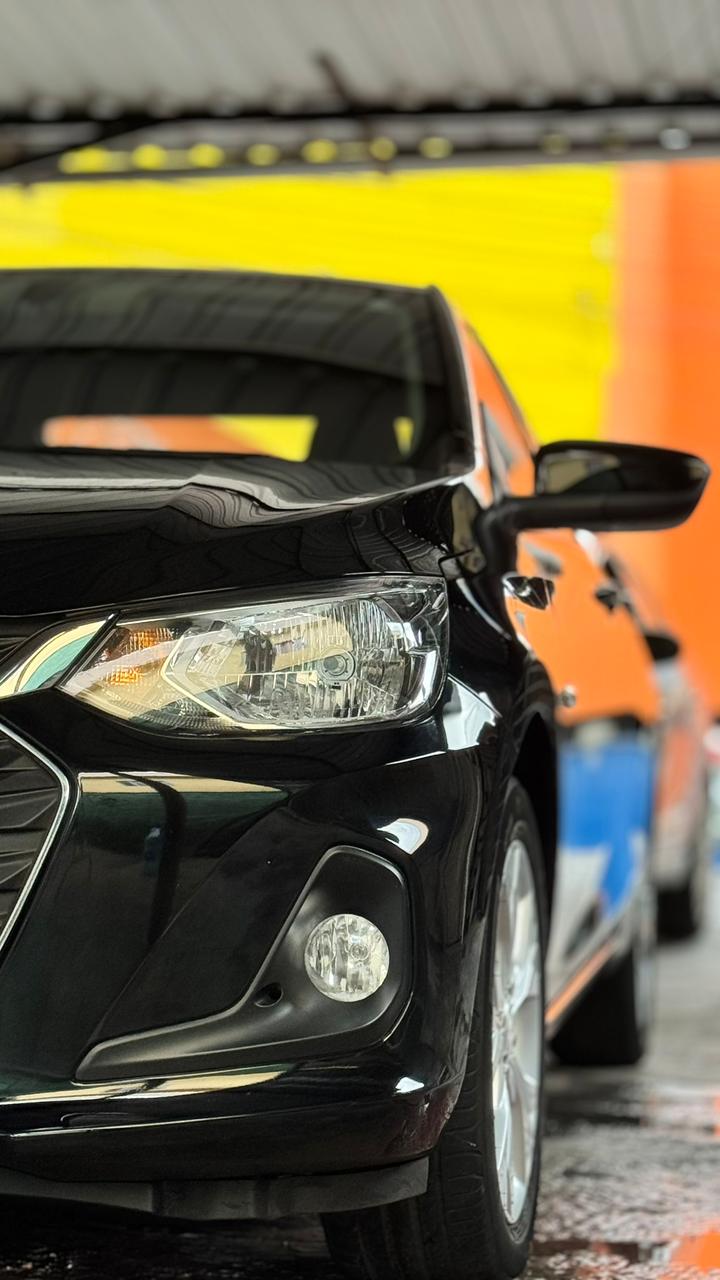 Detalhe após lavagem detalhada